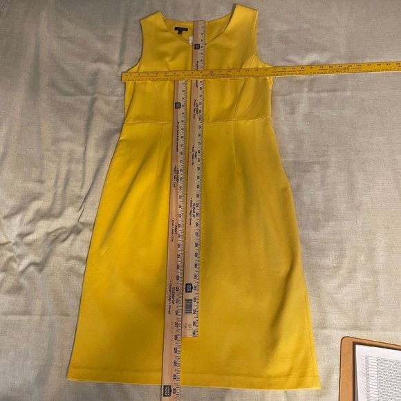 Talbots Yellow Sleeveless Sheath Dress Knee Length V Neck Cutout Detail NWT Size - Picture 7 of 11